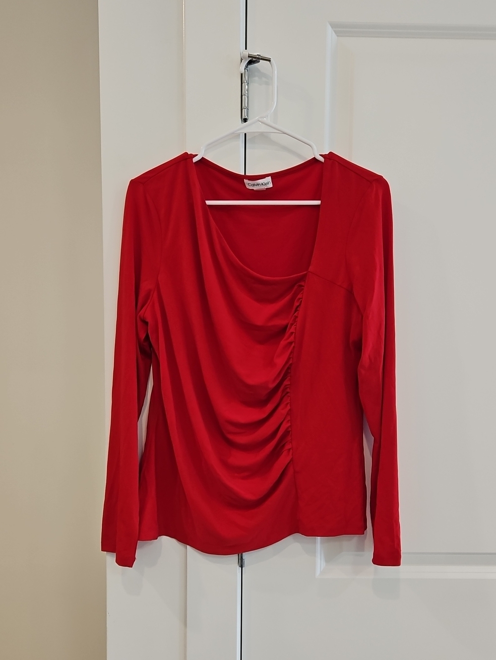 Calvin Klein Red Ruched Long-Sleeve Drape Top